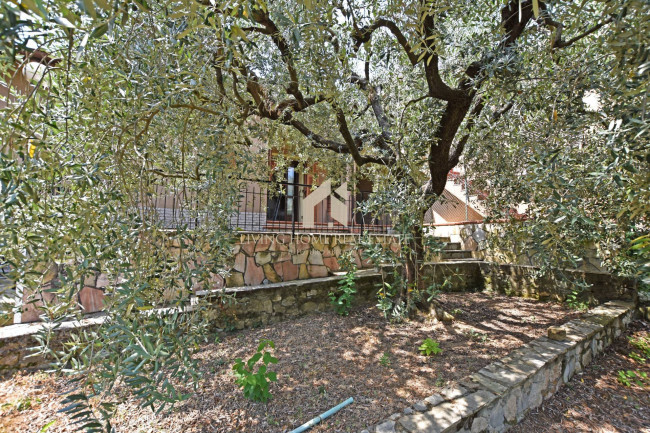 Villa in vendita a Dolceacqua