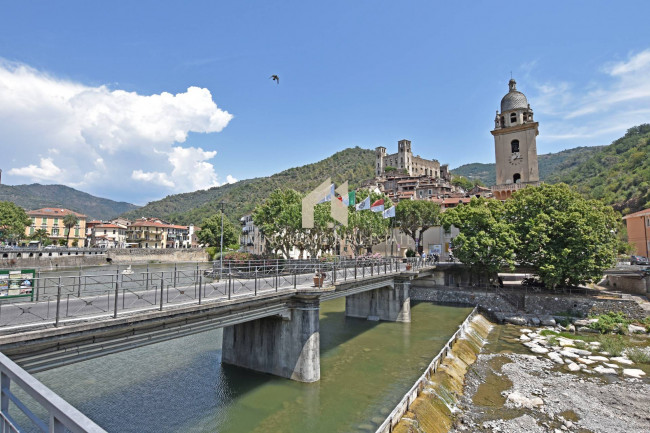 Villa in vendita a Dolceacqua