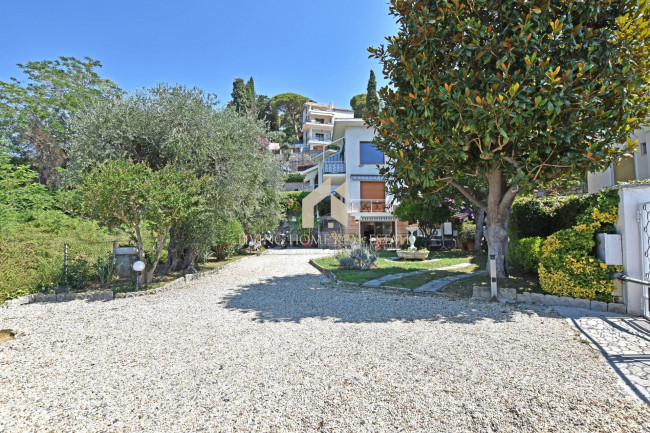 Appartamento in vendita a Bordighera