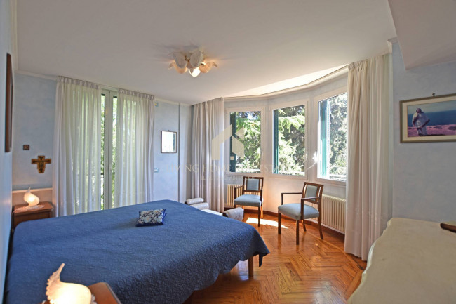 Villa in vendita a Sanremo