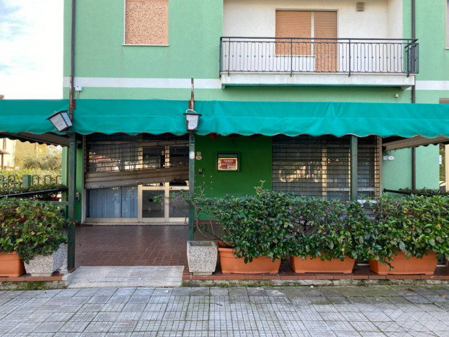 Locale commerciale in vendita a Fossacesia