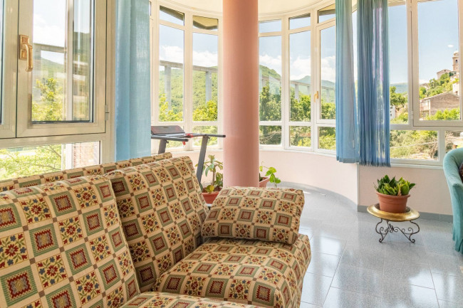 Villa in vendita a Villa Santa Maria
