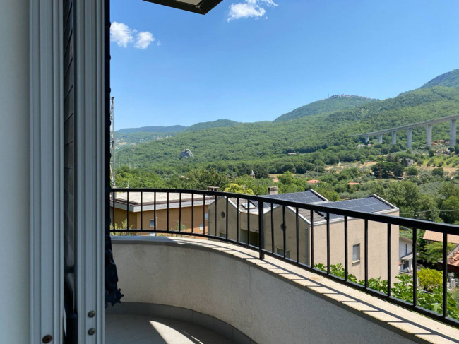 Villa in vendita a Villa Santa Maria