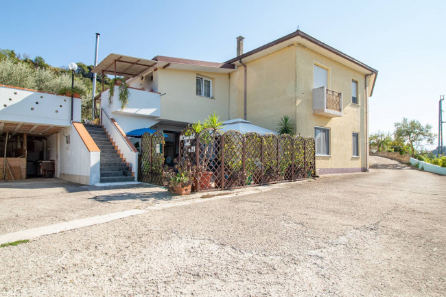 Appartamento in vendita a San Vito Chietino