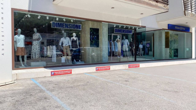 Locale commerciale in vendita a Lanciano
