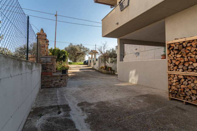 Casa singola in vendita a Rocca San Giovanni