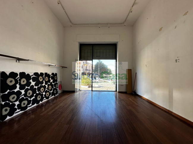 Locale commerciale in affitto a Chieti
