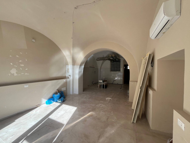 Locale commerciale in affitto a Chieti