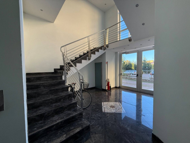 Locale commerciale in affitto a San Giovanni Teatino