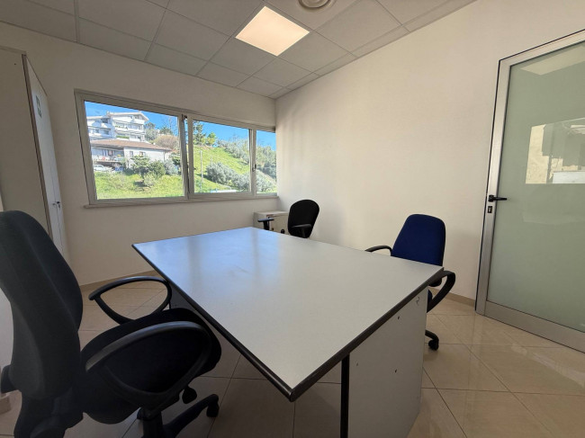 Studio/Ufficio in affitto a San Giovanni Teatino