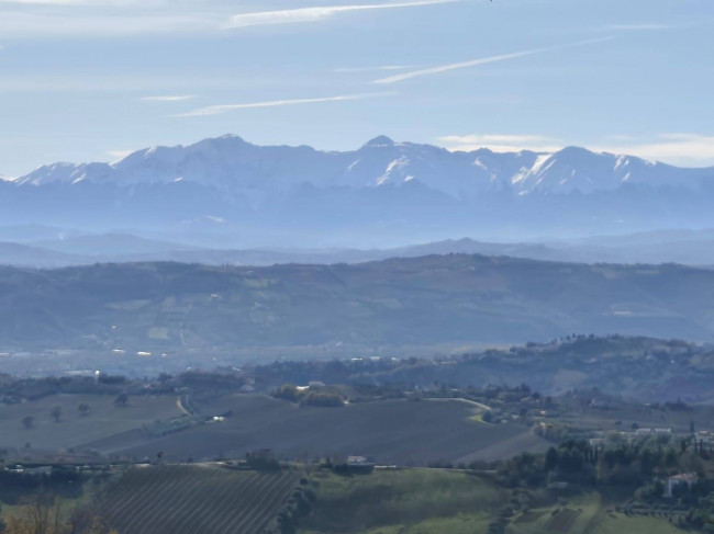 Casa singola in vendita a Acquaviva Picena