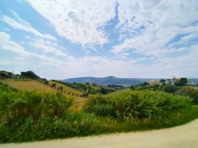 Rustico in vendita a Monteprandone