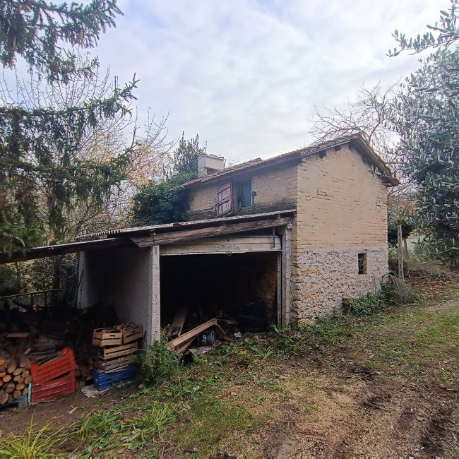 Rustico in vendita a Massignano