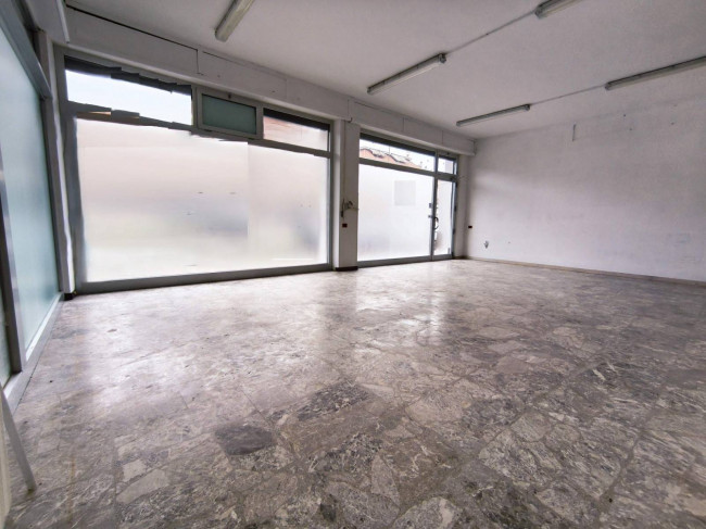 Locale commerciale in vendita a Monteprandone