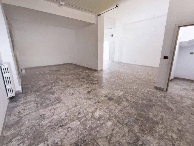 Locale commerciale in vendita a Monteprandone