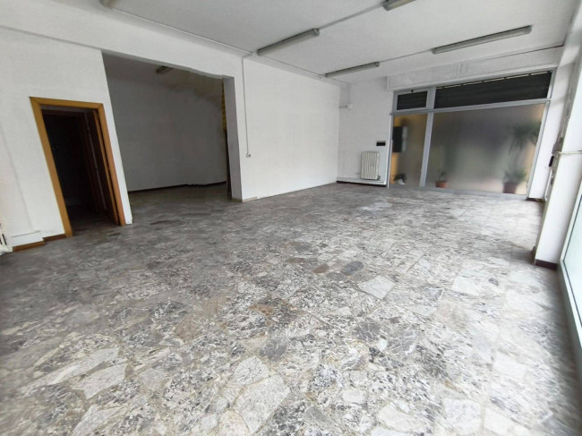 Locale commerciale in vendita a Monteprandone