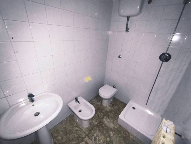 Locale commerciale in vendita a Monteprandone