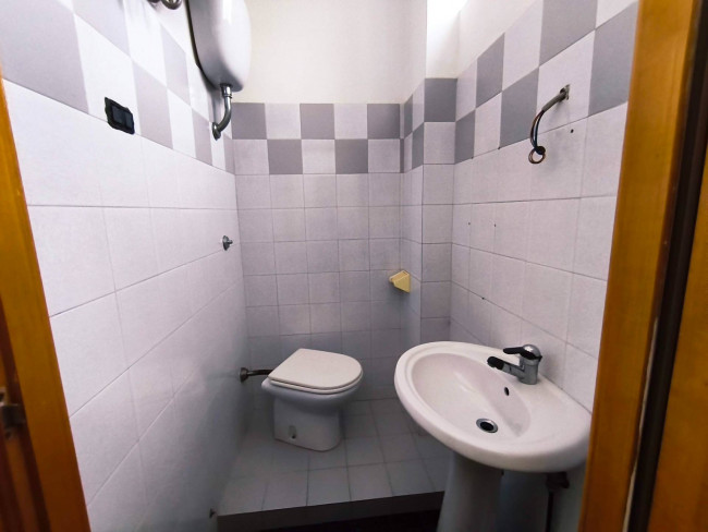 Locale commerciale in vendita a Monteprandone