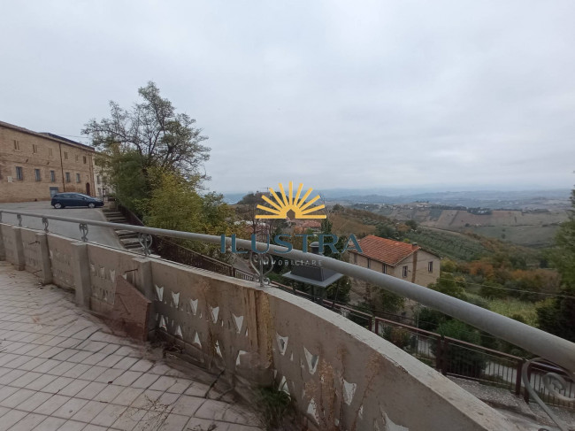 Casa singola in vendita a Acquaviva Picena