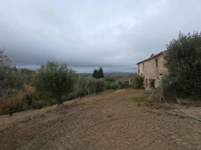 Rustico in vendita a Acquaviva Picena