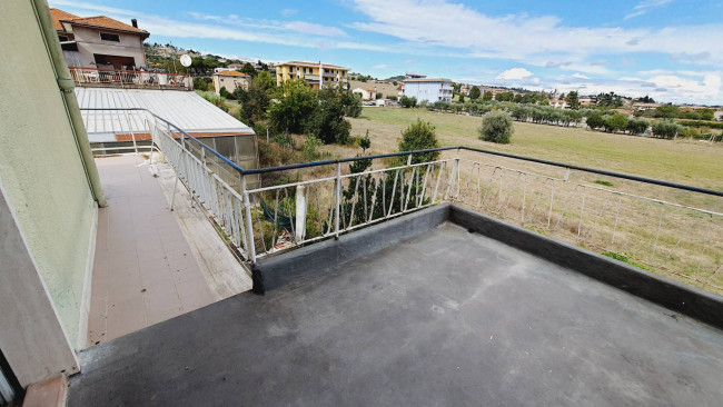 Casa singola in vendita a Monsampolo del Tronto