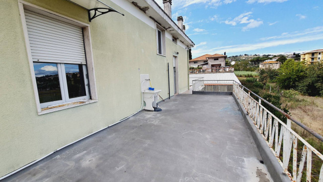 Casa singola in vendita a Monsampolo del Tronto