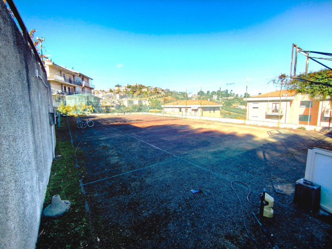 Villa in vendita a Acquaviva Picena