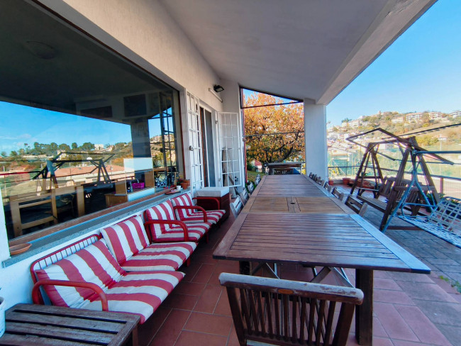 Villa in vendita a Acquaviva Picena