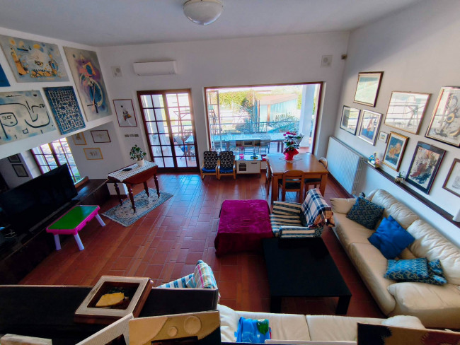 Villa in vendita a Acquaviva Picena