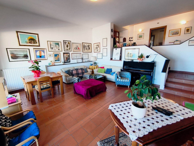 Villa in vendita a Acquaviva Picena