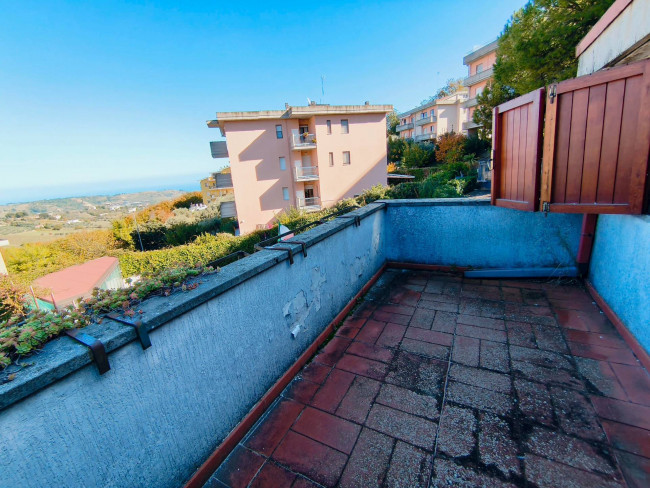 Villa in vendita a Acquaviva Picena