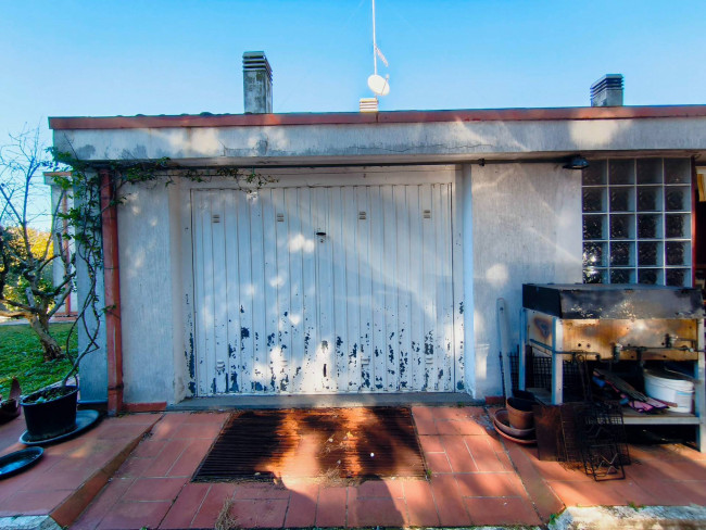 Villa in vendita a Acquaviva Picena