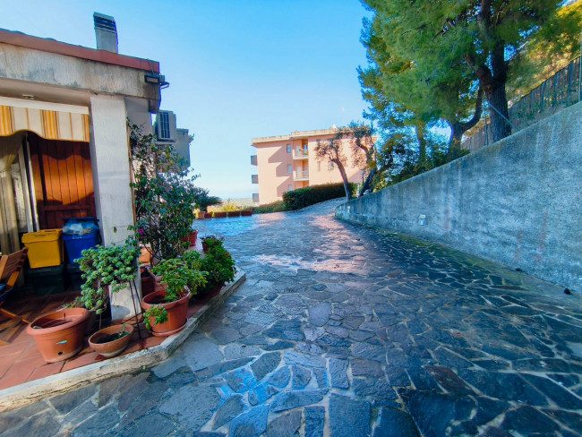 Villa in vendita a Acquaviva Picena