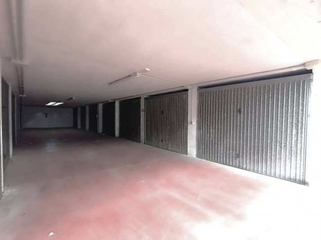 Box o garage in vendita a San Benedetto del Tronto