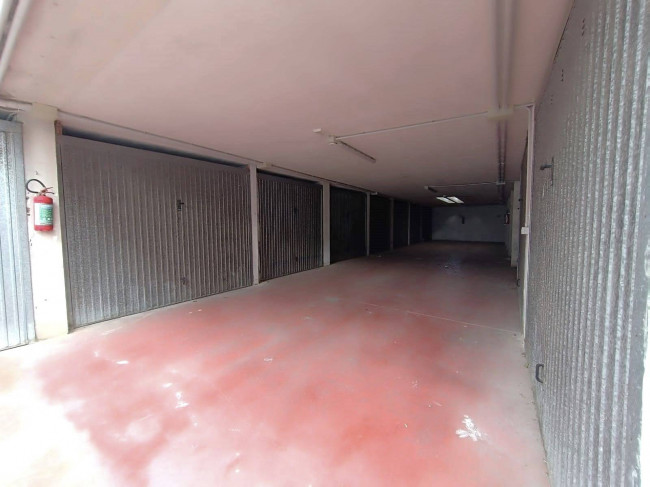 Box o garage in vendita a San Benedetto del Tronto