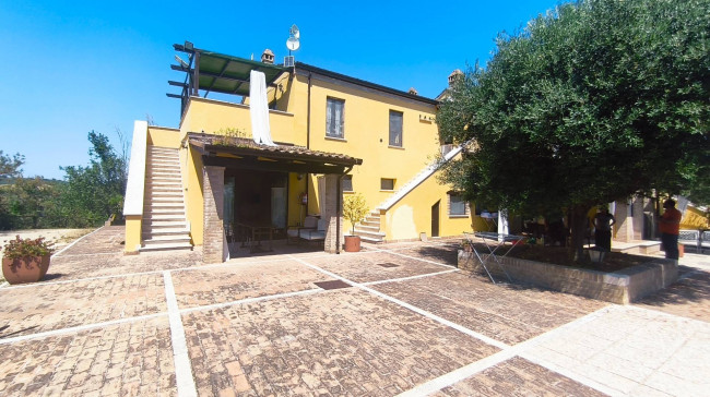 Appartamento in vendita a Acquaviva Picena