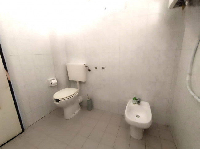 Locale commerciale in affitto a Grottammare