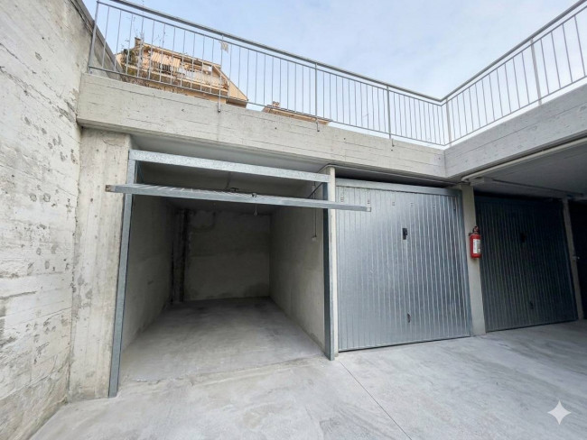 Box o garage in vendita a San Benedetto del Tronto