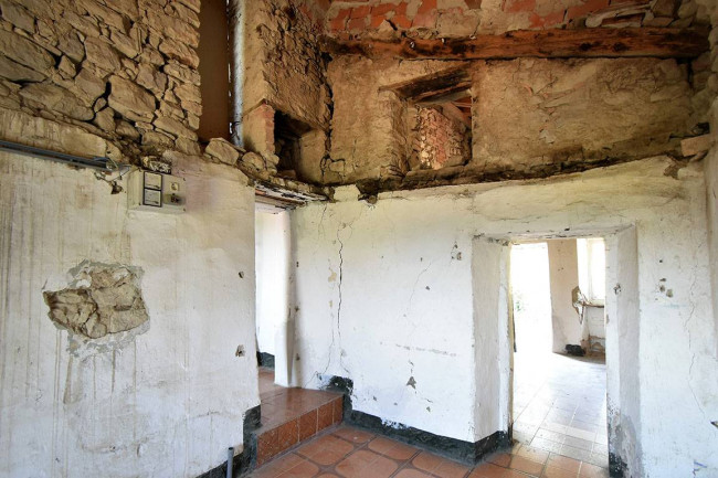 Rustico in vendita a Colli Verdi