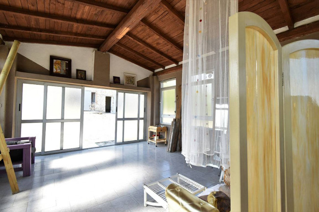 Rustico in vendita a Colli Verdi