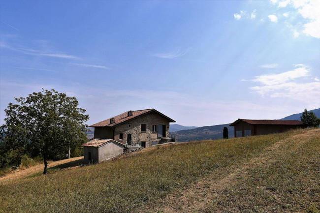 Rustico in vendita a Colli Verdi