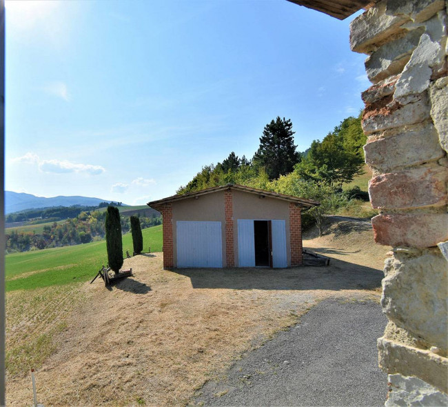 Rustico in vendita a Colli Verdi