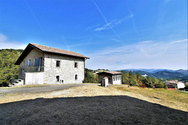 Rustico in vendita a Colli Verdi