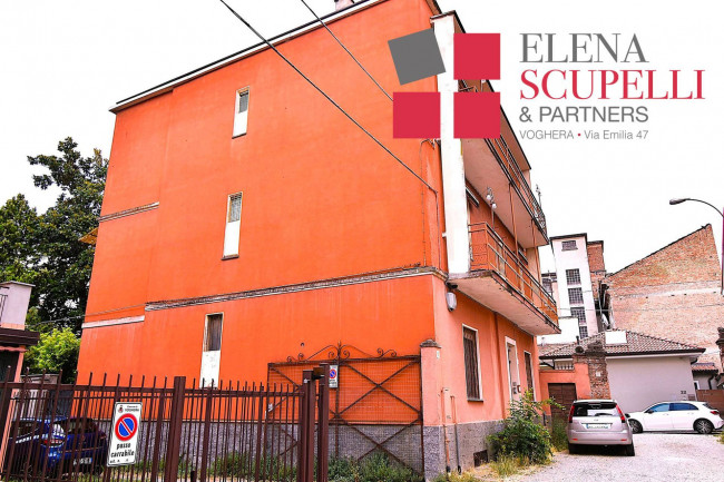 Casa singola in vendita a Voghera