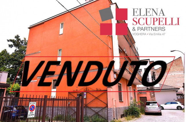 Casa singola in vendita a Voghera