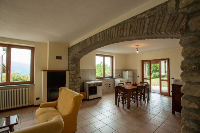 Casa singola in vendita a Varzi