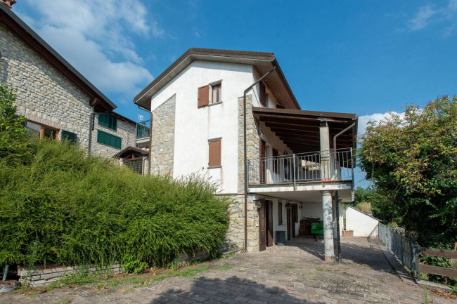 Casa singola in vendita a Varzi