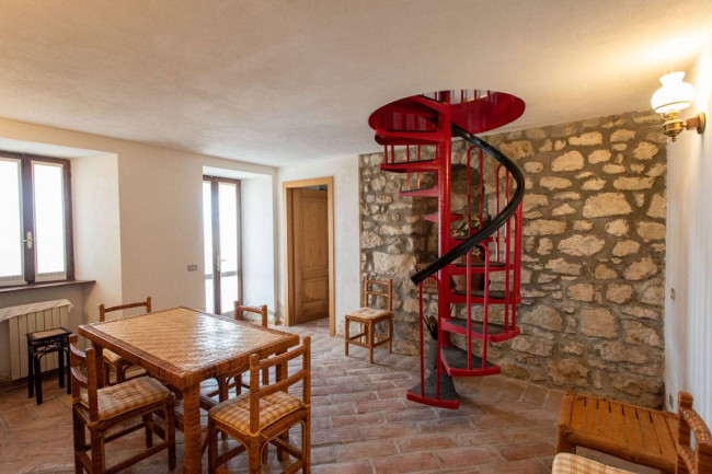 Casa singola in vendita a Varzi