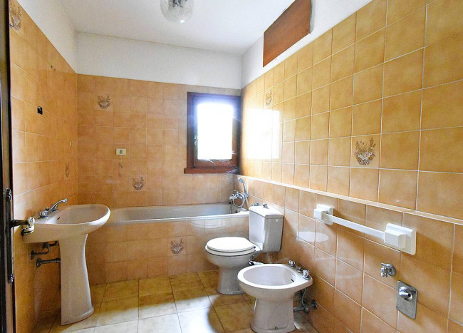 Appartamento in vendita a Varzi