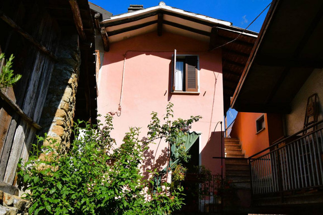 Casa singola in vendita a Varzi